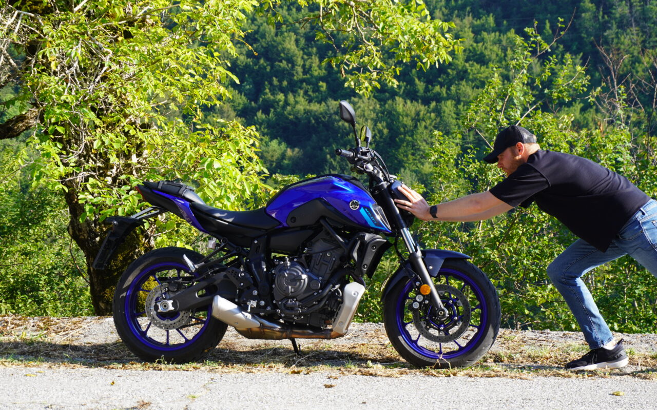 Yamaha MT-07 Push